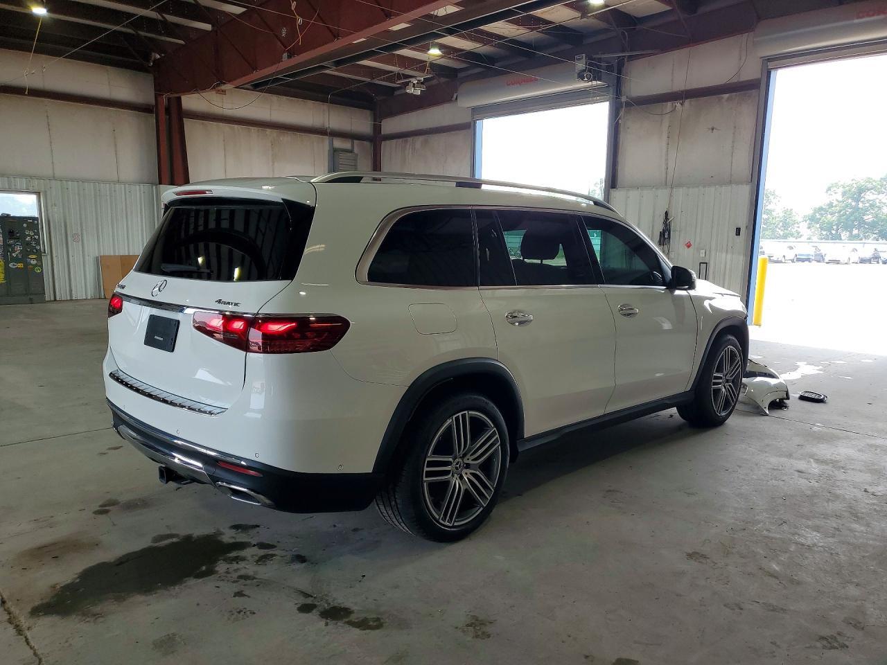 2025 Mercedes-Benz Gls 450 4Matic - Фото 3