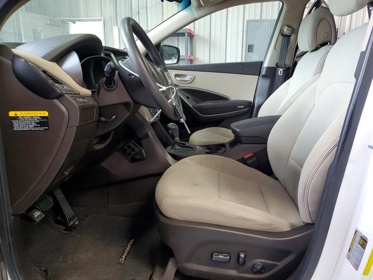 2017 Hyundai Santa Fe Sport 2.4L - Image 7