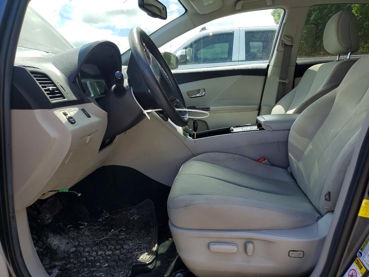 2012 Toyota Venza Le - Image 7