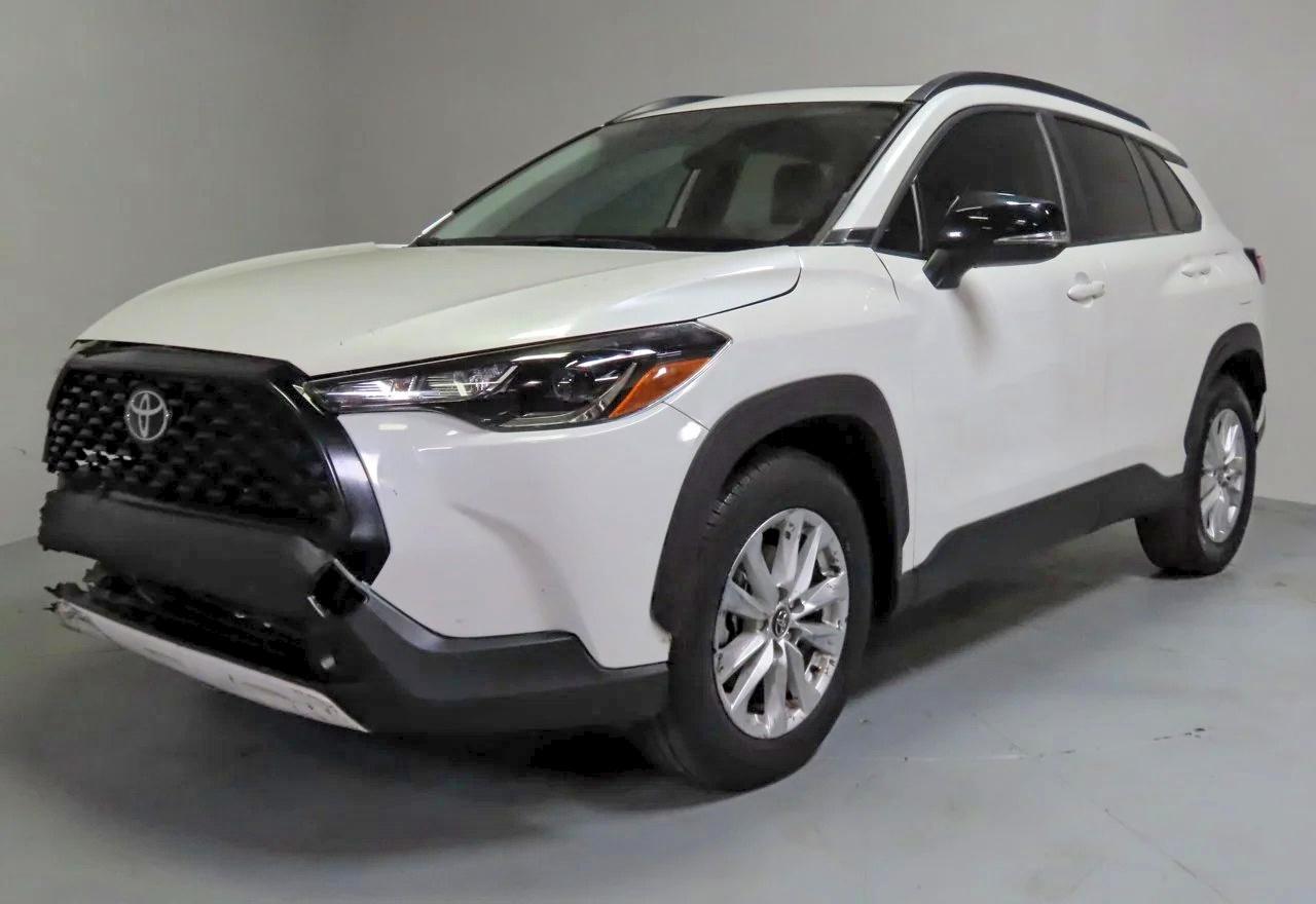 2025 Toyota Corolla Cross Le - Фото 2