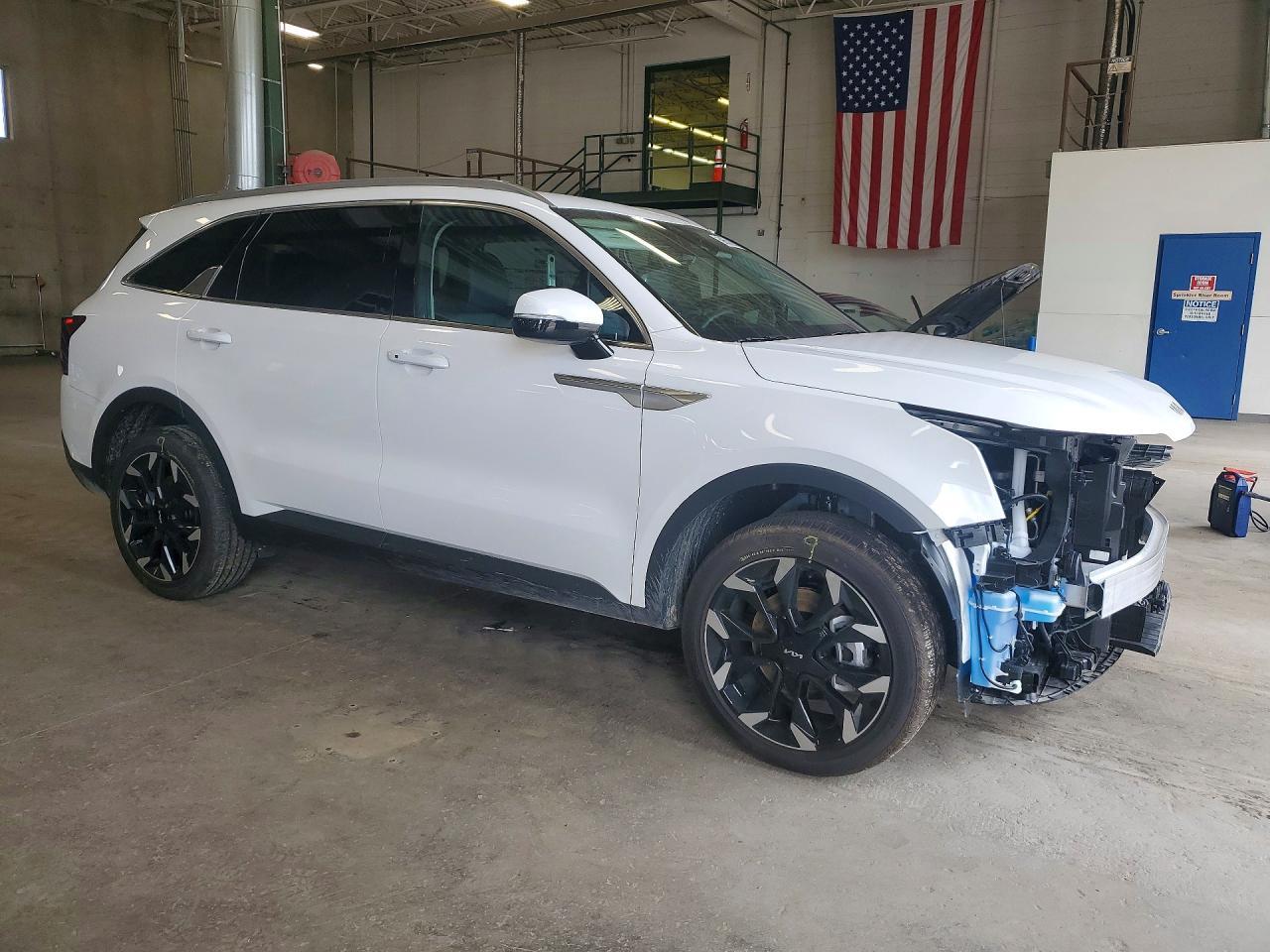 2026 Kia Sorento Ex - Image 4