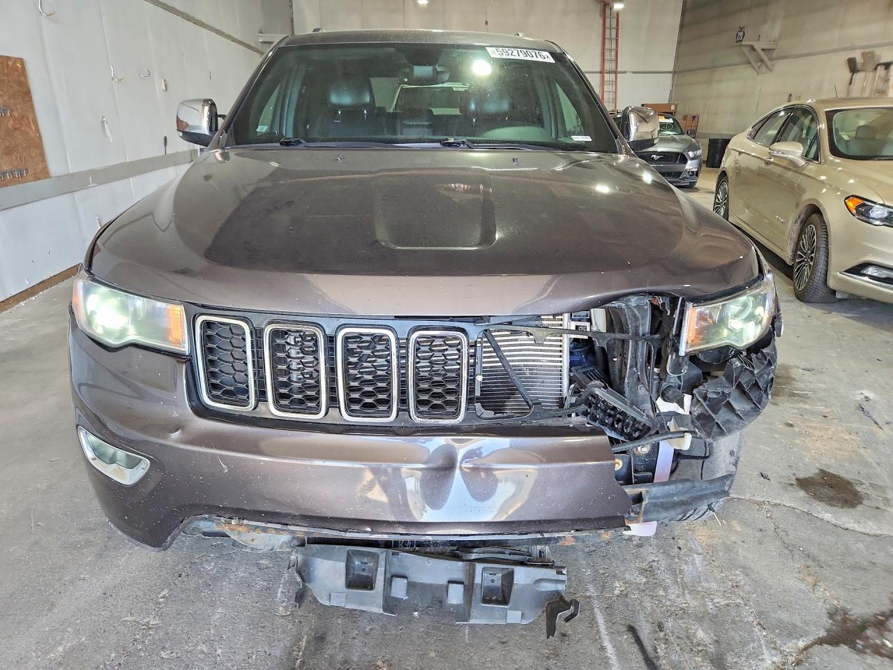 2017 Jeep Grand Cherokee Limited - Image 5