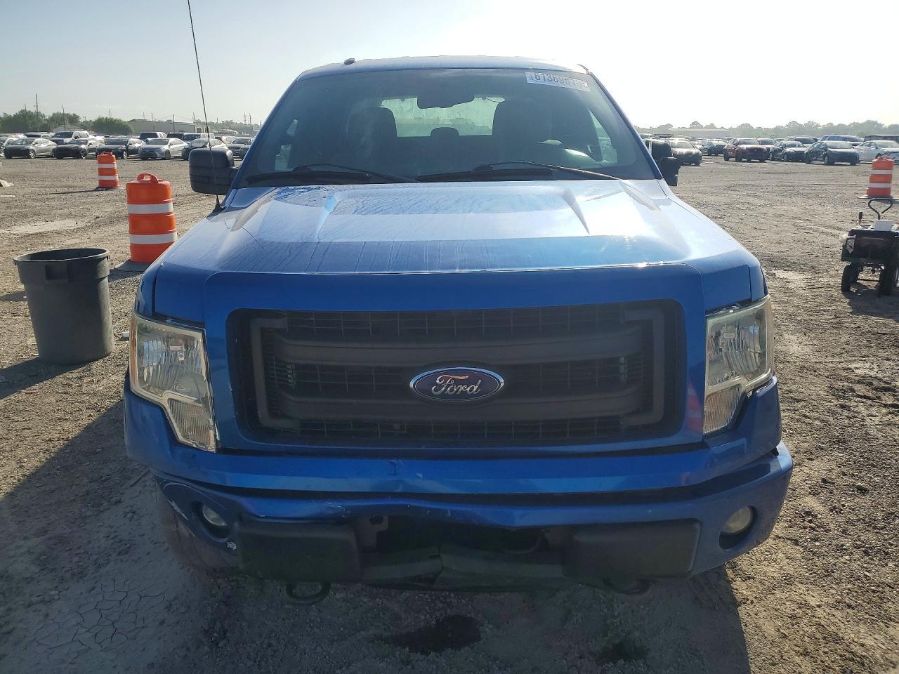 2013 Ford F150 Super Cab - Фото 5