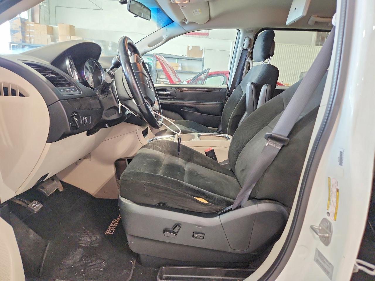 2016 Dodge Grand Caravan Sxt - Фото 7
