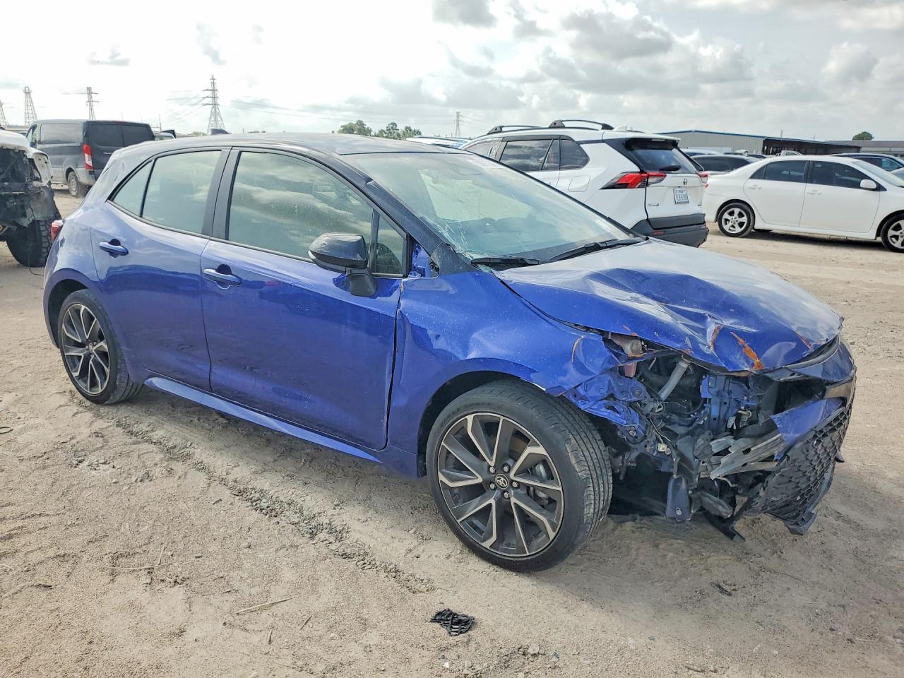 2026 Toyota Corolla Xse - Image 4