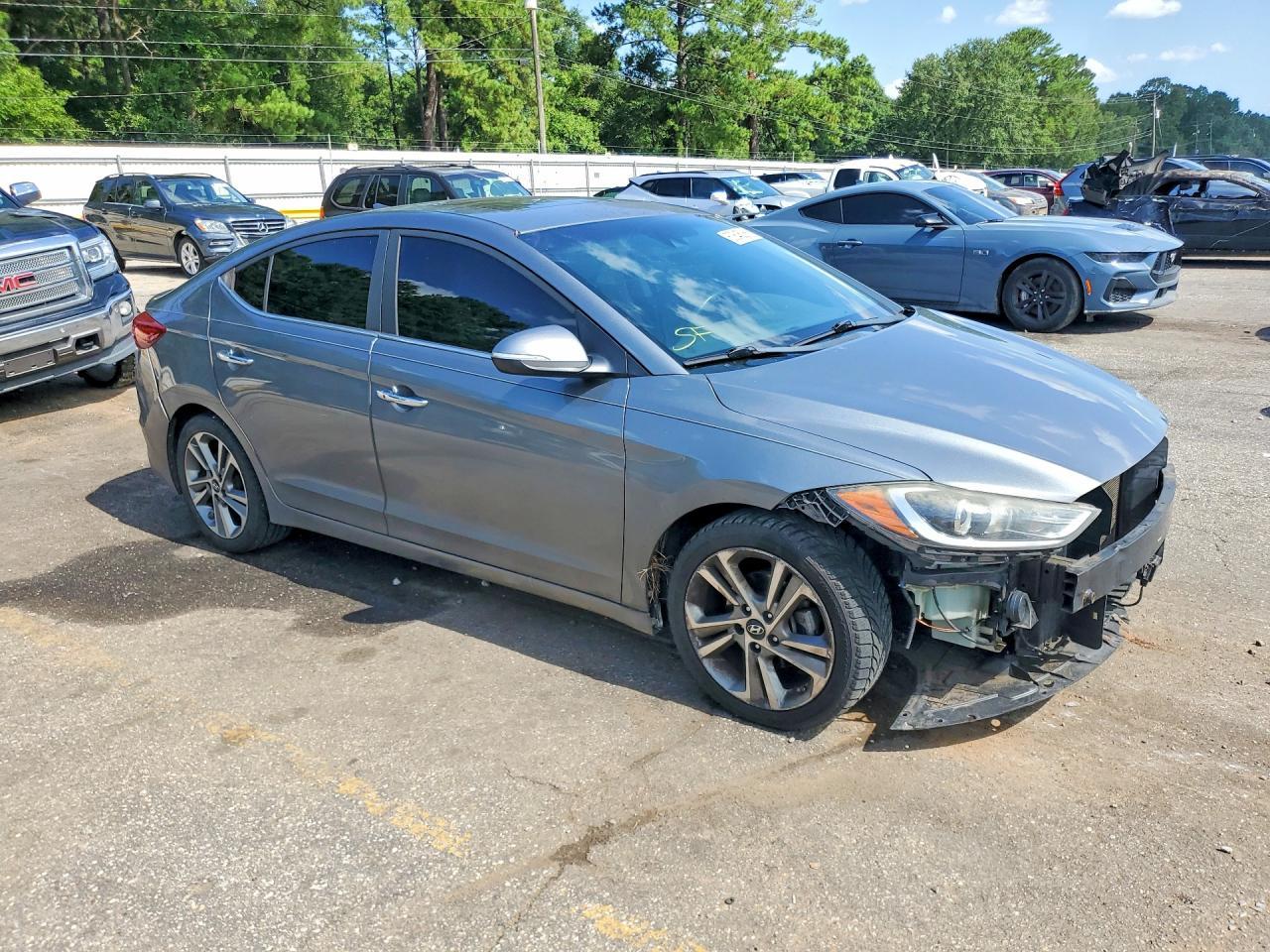 2017 Hyundai Elantra Limited - Фото 4