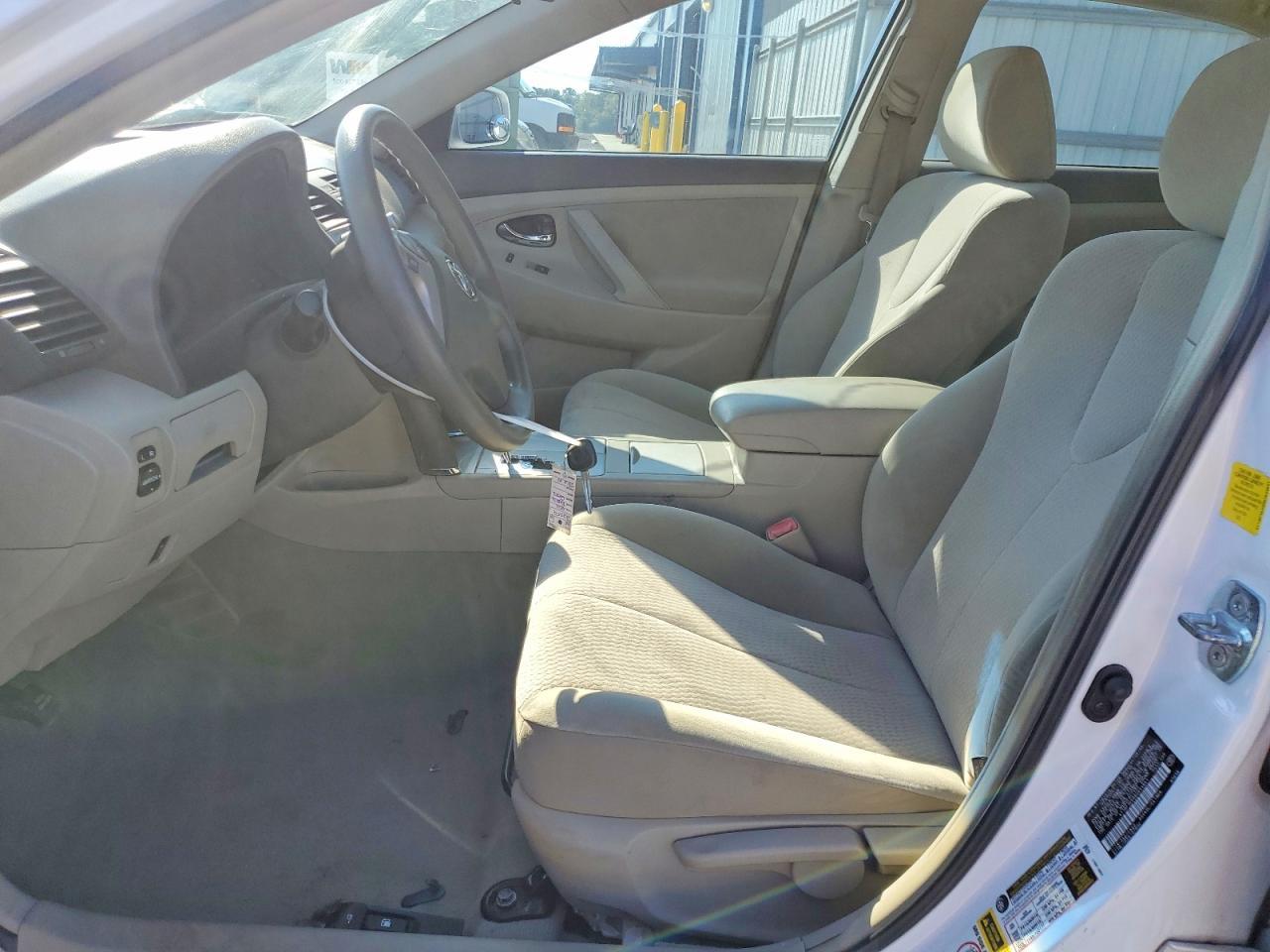 2011 Toyota Camry Base - Image 7