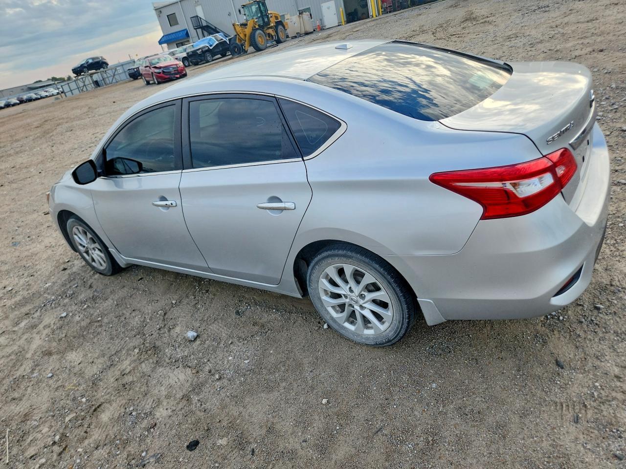 2018 Nissan Sentra Sv - Image 2