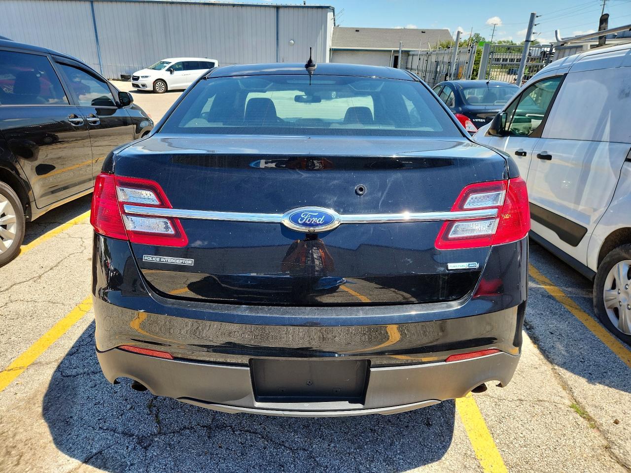 2018 Ford Taurus Police Interceptor - Image 6