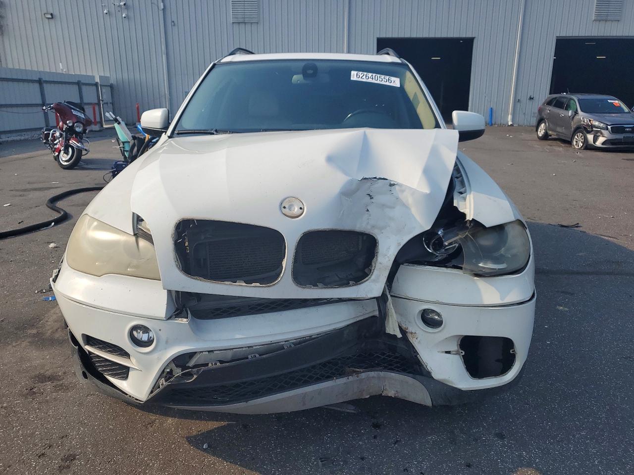 2012 BMW X5 xDrive35I - Фото 5