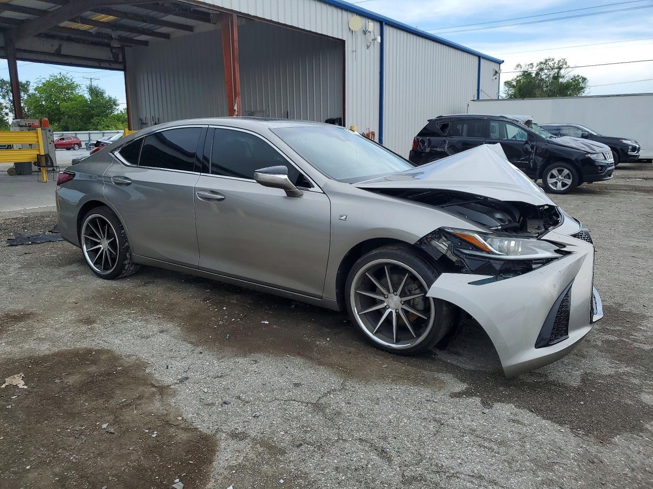 2019 Lexus Es 350 - Image 4