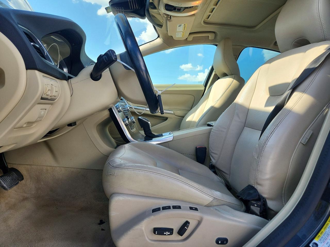 2015 Volvo S60 Platinum - Фото 7