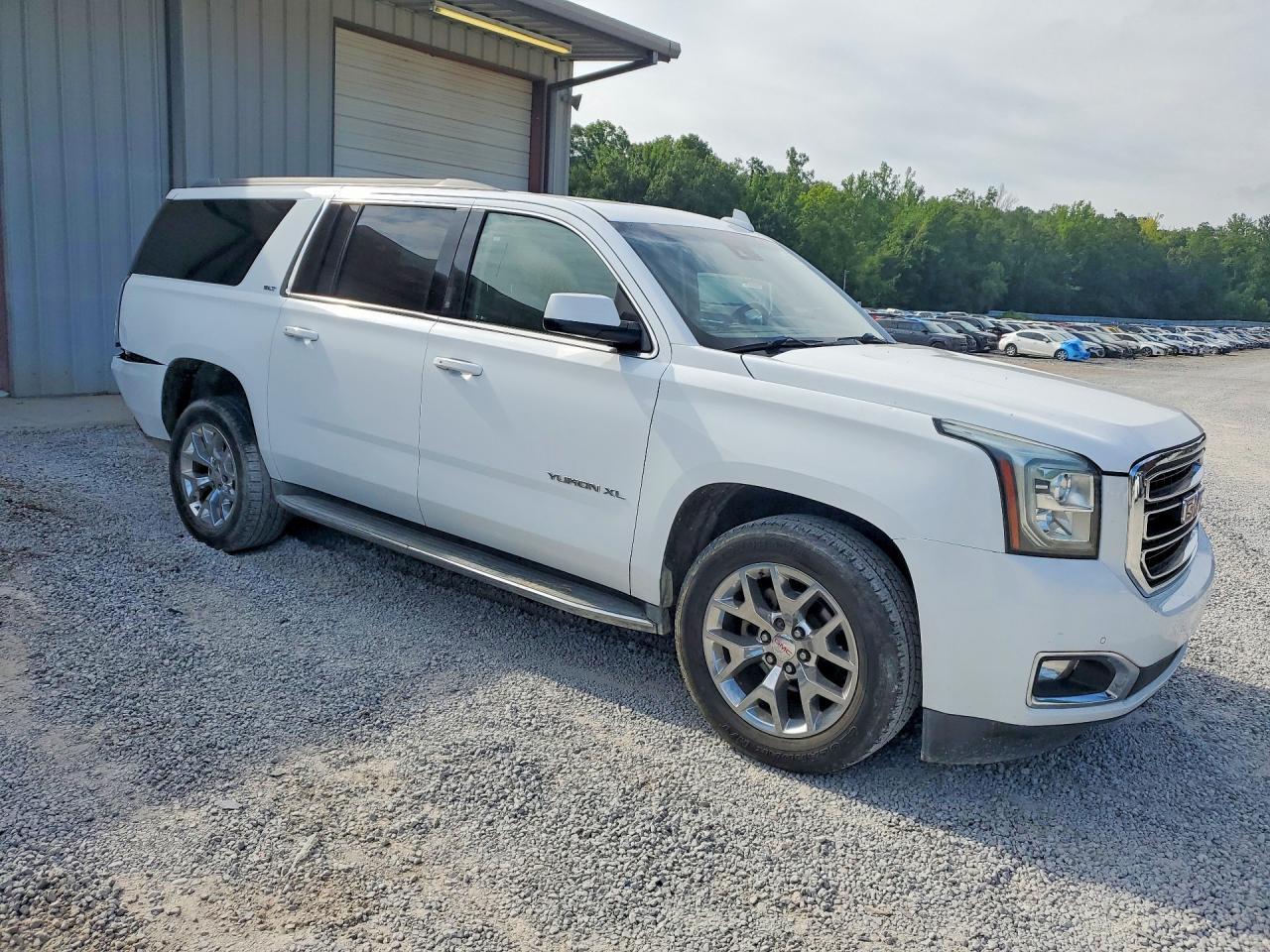 2016 GMC Yukon Xl C1500 Slt - Фото 4