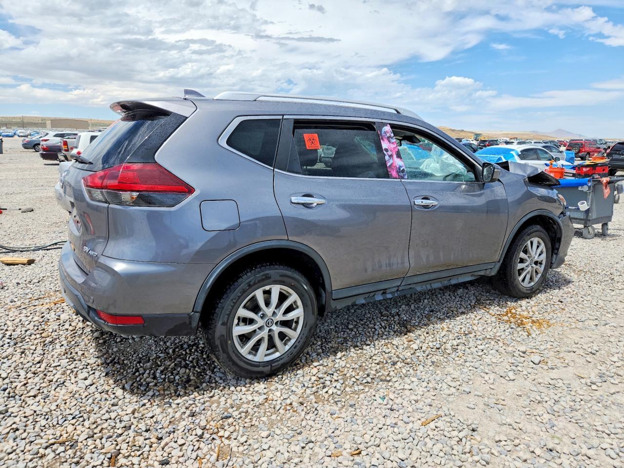 2020 Nissan Rogue Sv - Фото 3