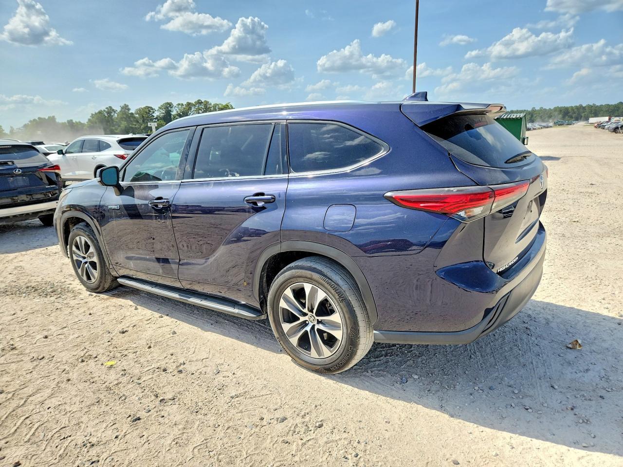 2020 Toyota Highlander Hybrid Xle - Фото 2