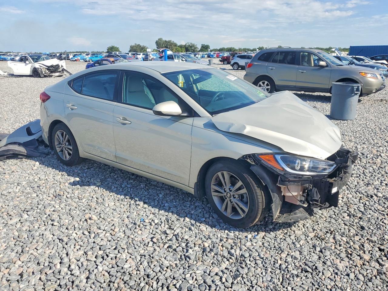 2018 Hyundai Elantra Sel - Image 4