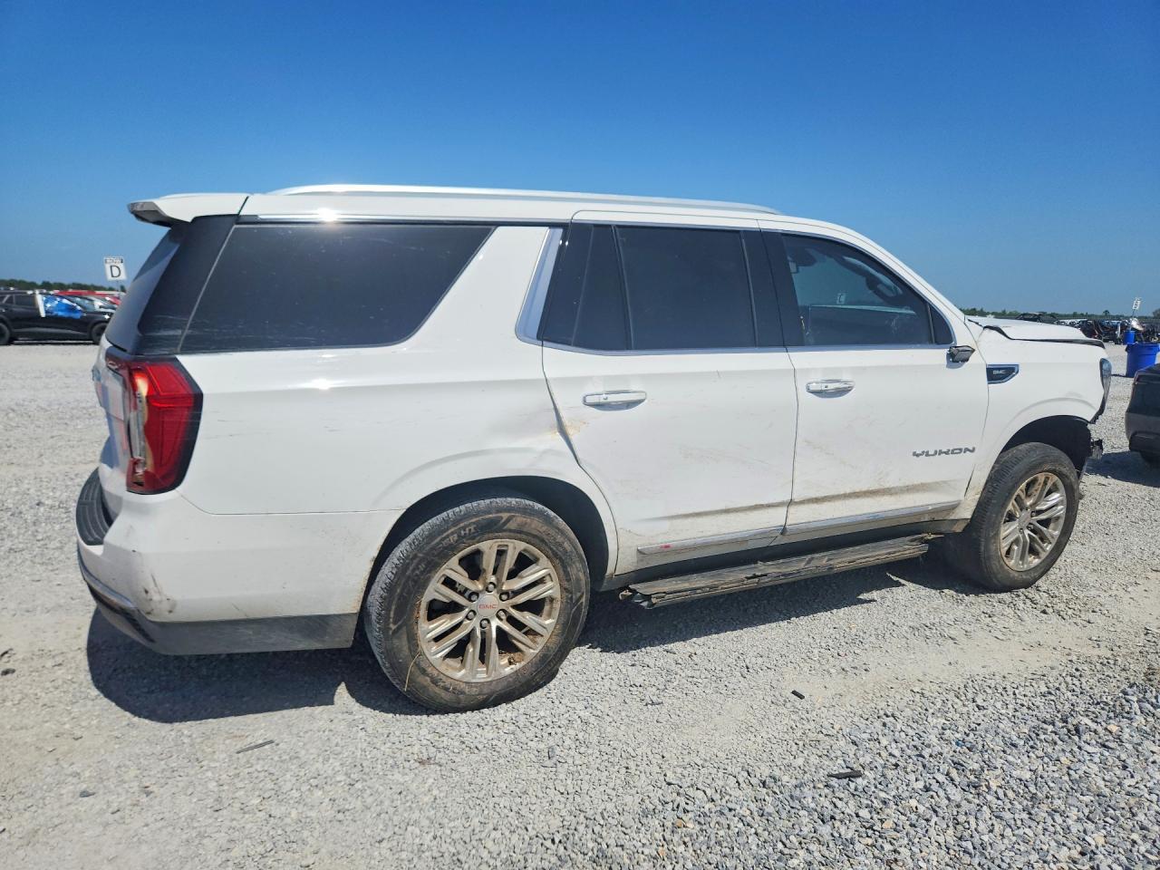 2021 GMC Yukon Slt - Фото 3