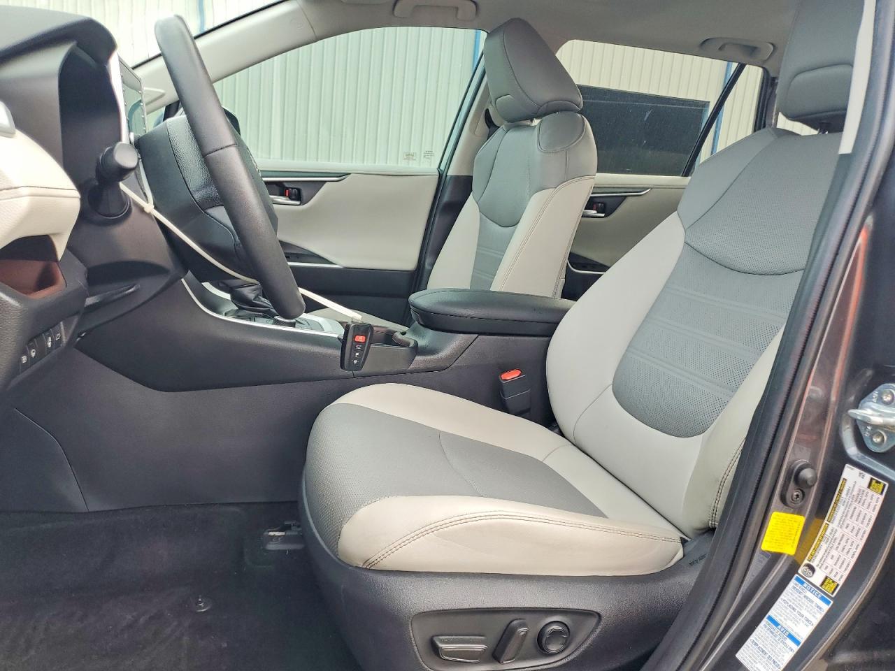 2021 Toyota Rav4 Limited - Фото 7