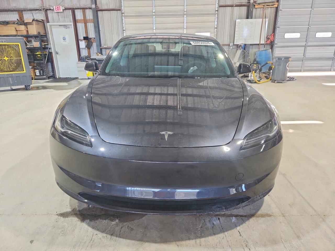 2024 Tesla Model 3 - Фото 5