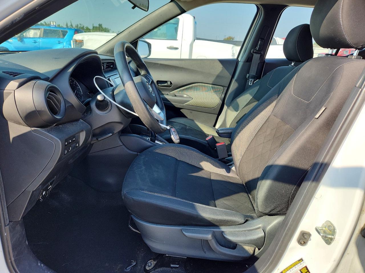 2020 Nissan Kicks S - Фото 7