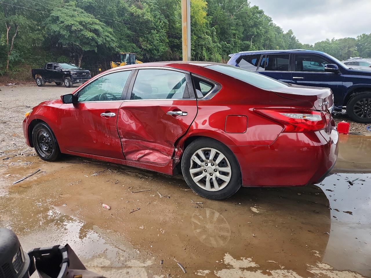 2017 Nissan Altima 2.5 S - Фото 2
