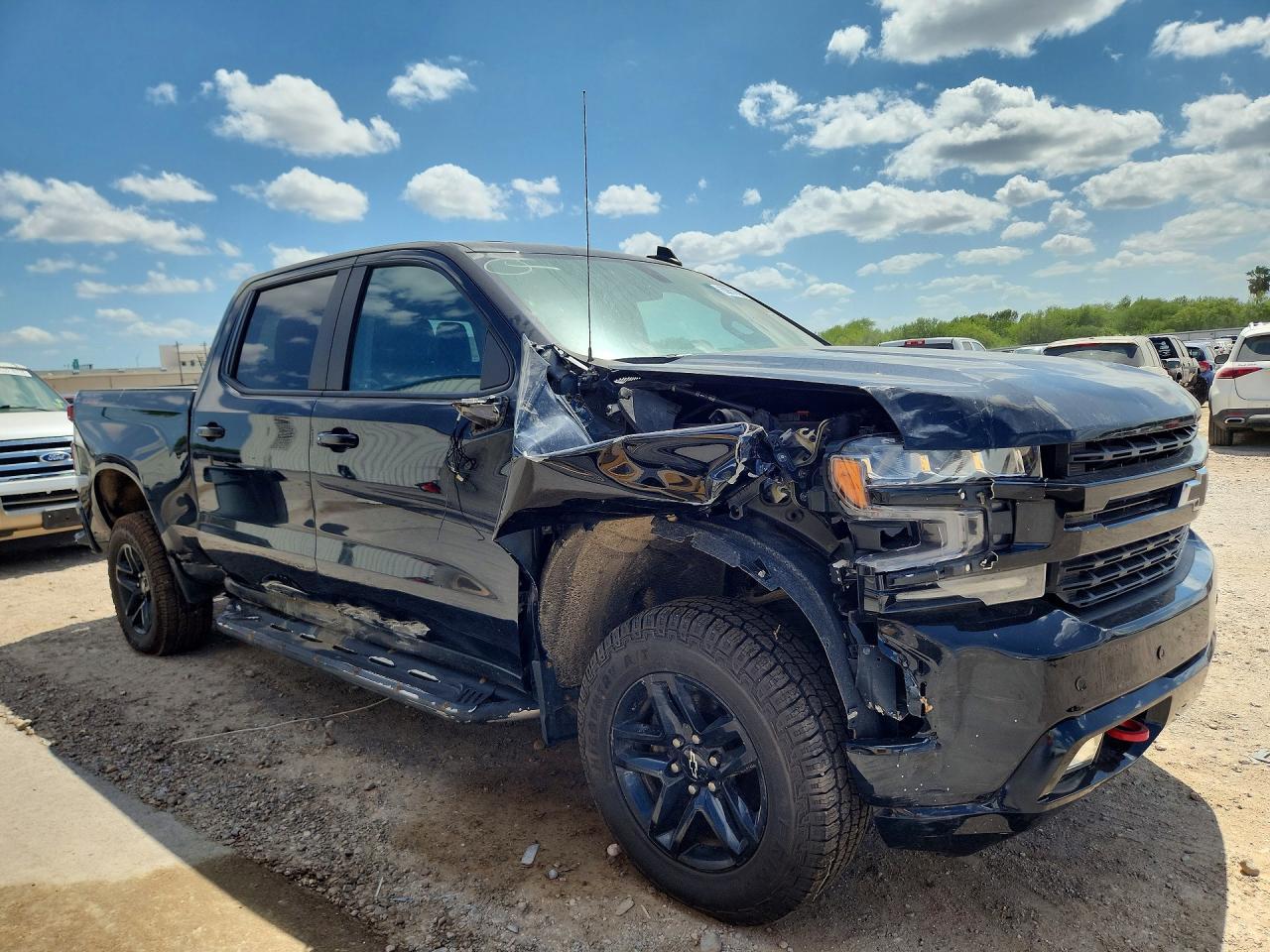 2019 Chevrolet Silverado K1500 Lt Trail Boss - Image 4