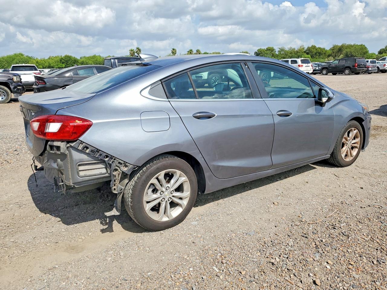 2019 Chevrolet Cruze Lt - Фото 3