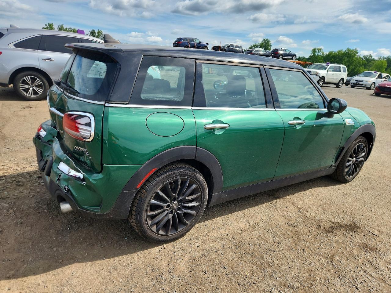 2023 Mini Cooper S Clubman - Фото 3