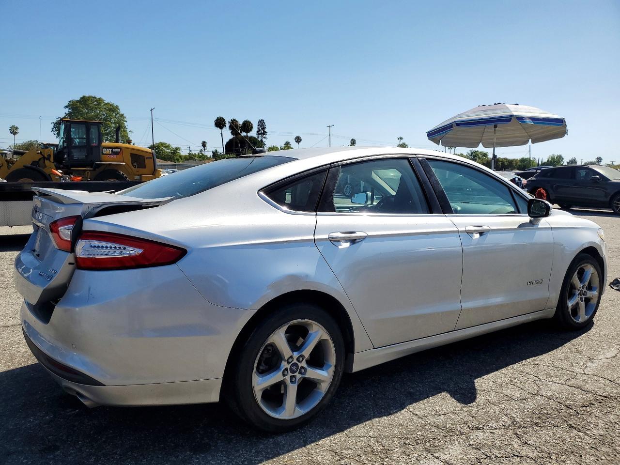 2014 Ford Fusion Se Hybrid - Image 3