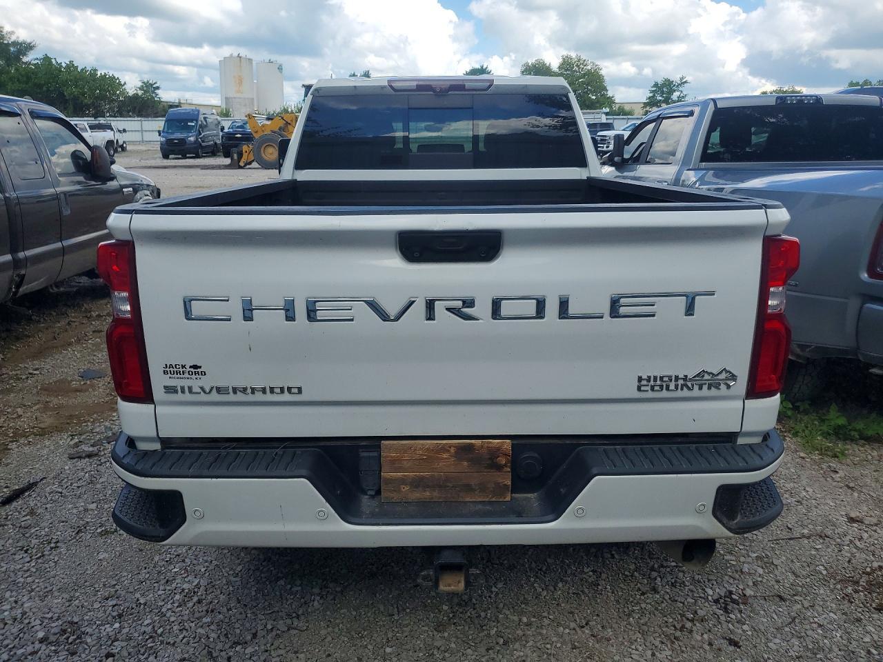 2020 Chevrolet Silverado K2500 High Country - Фото 6