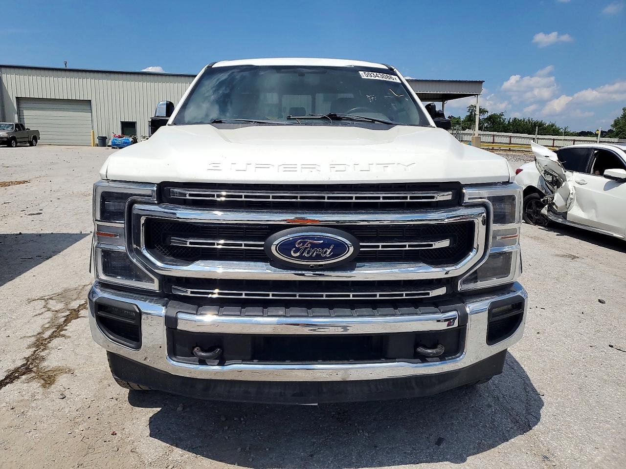 2021 Ford F350 Super Duty - Фото 5
