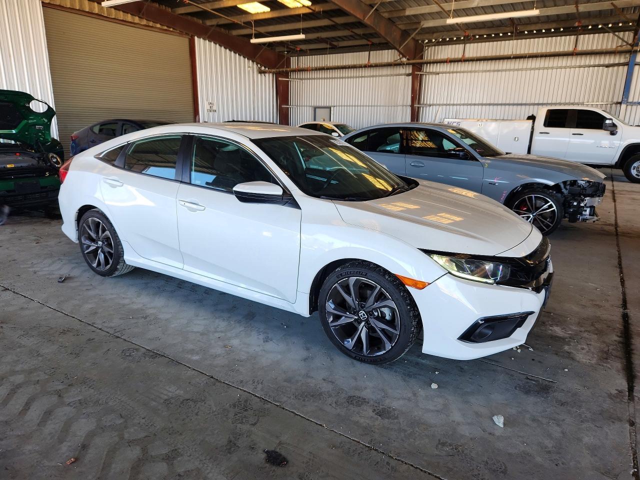 2019 Honda Civic Sport - Фото 4