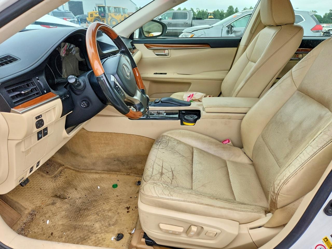 2014 Lexus Es 300H - Фото 7