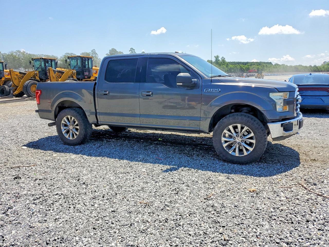 2017 Ford F150 - Image 4