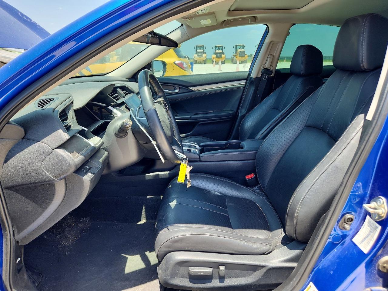 2017 Honda Civic Touring - Image 7