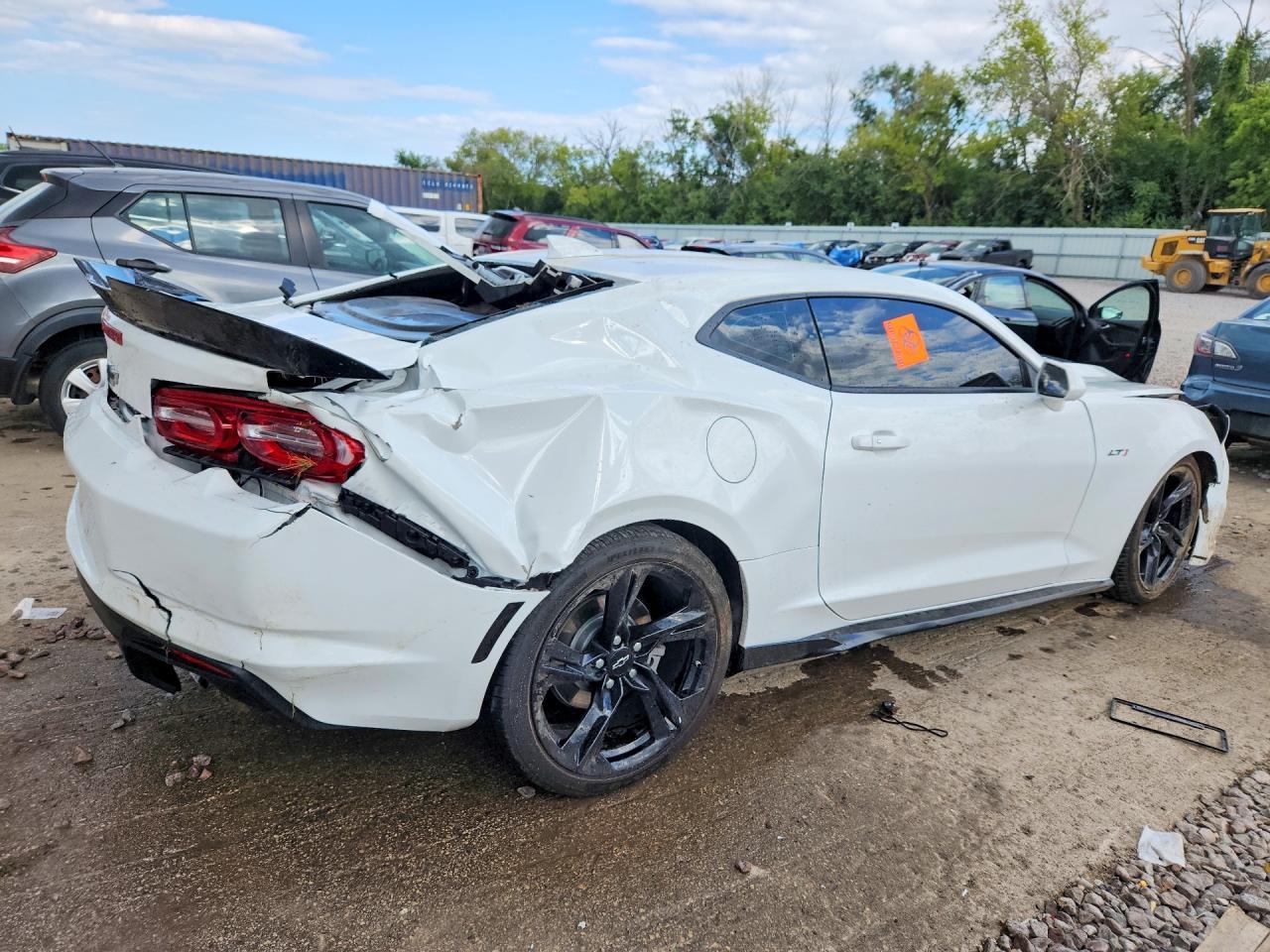 2021 Chevrolet Camaro Lz - Фото 3