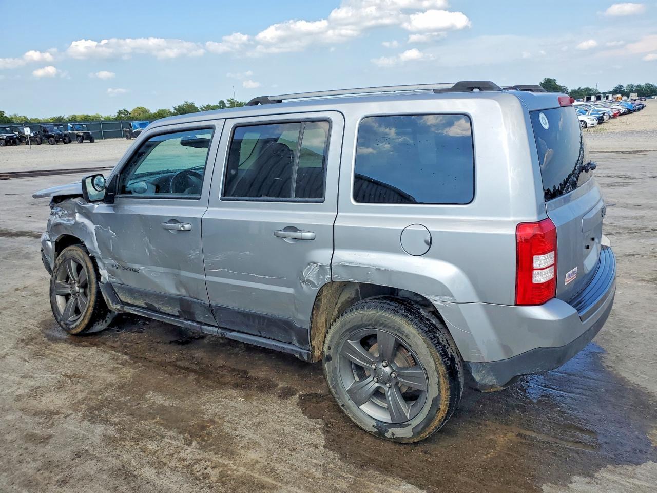 2017 Jeep Patriot Sport - Image 2