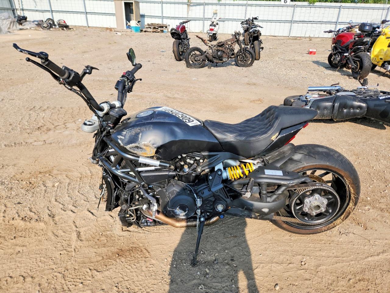 2022 Ducati Xdiavel - Фото 3
