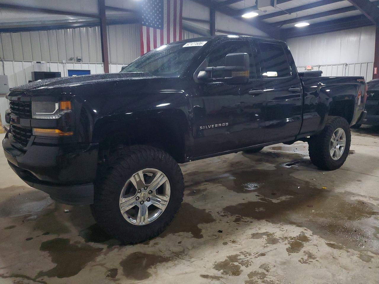 2017 Chevrolet Silverado K1500 Custom