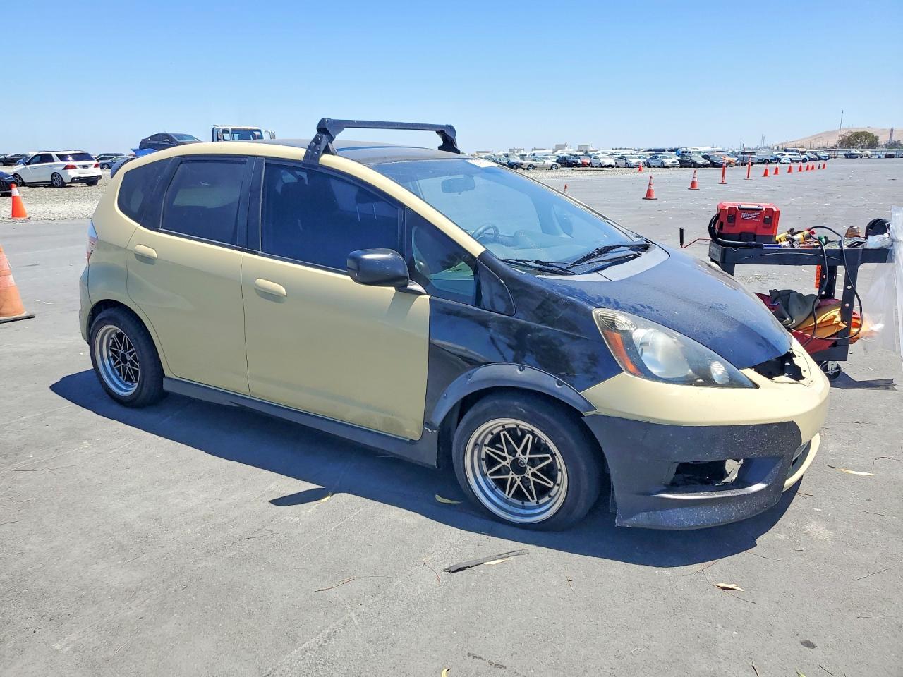 2013 Honda Fit Sport - Image 4