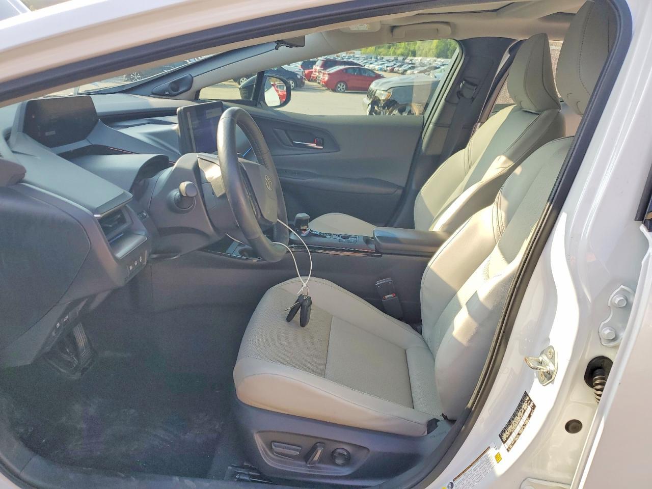 2024 Toyota Prius Limited - Фото 7