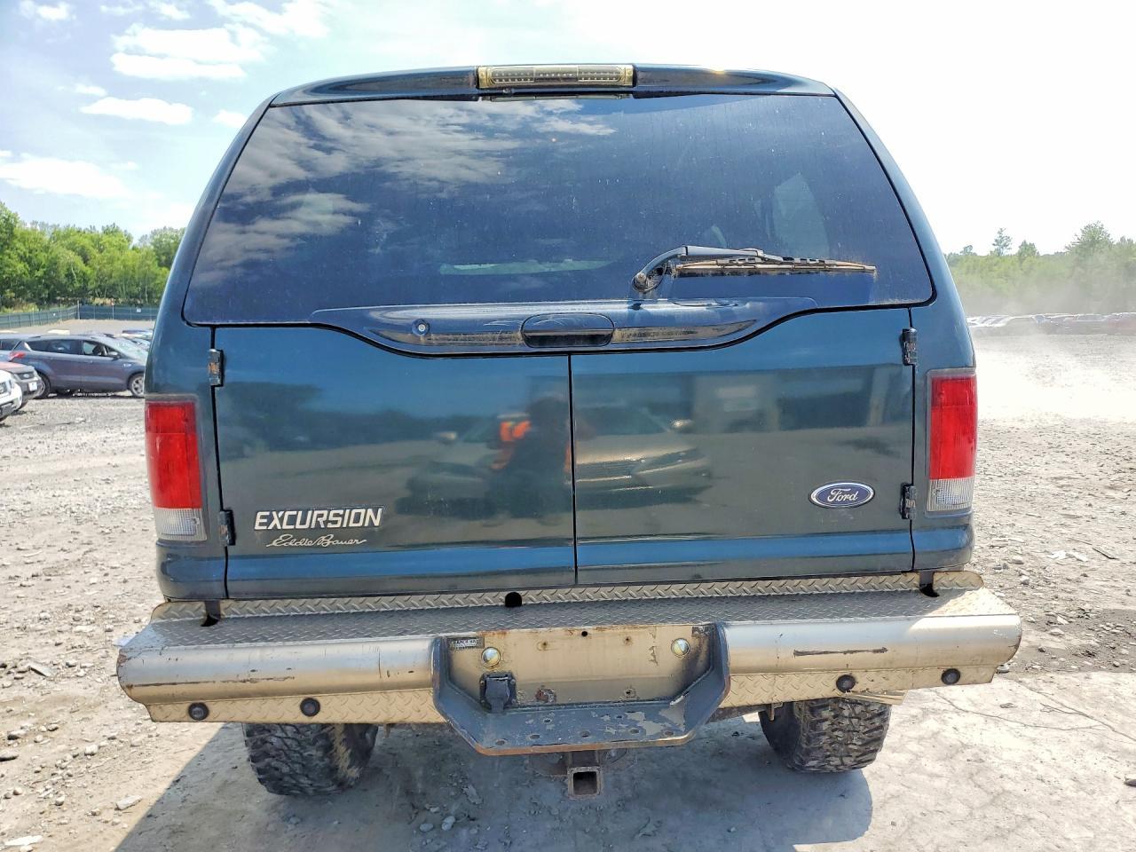 2003 Ford Excursion Eddie Bauer - Image 6