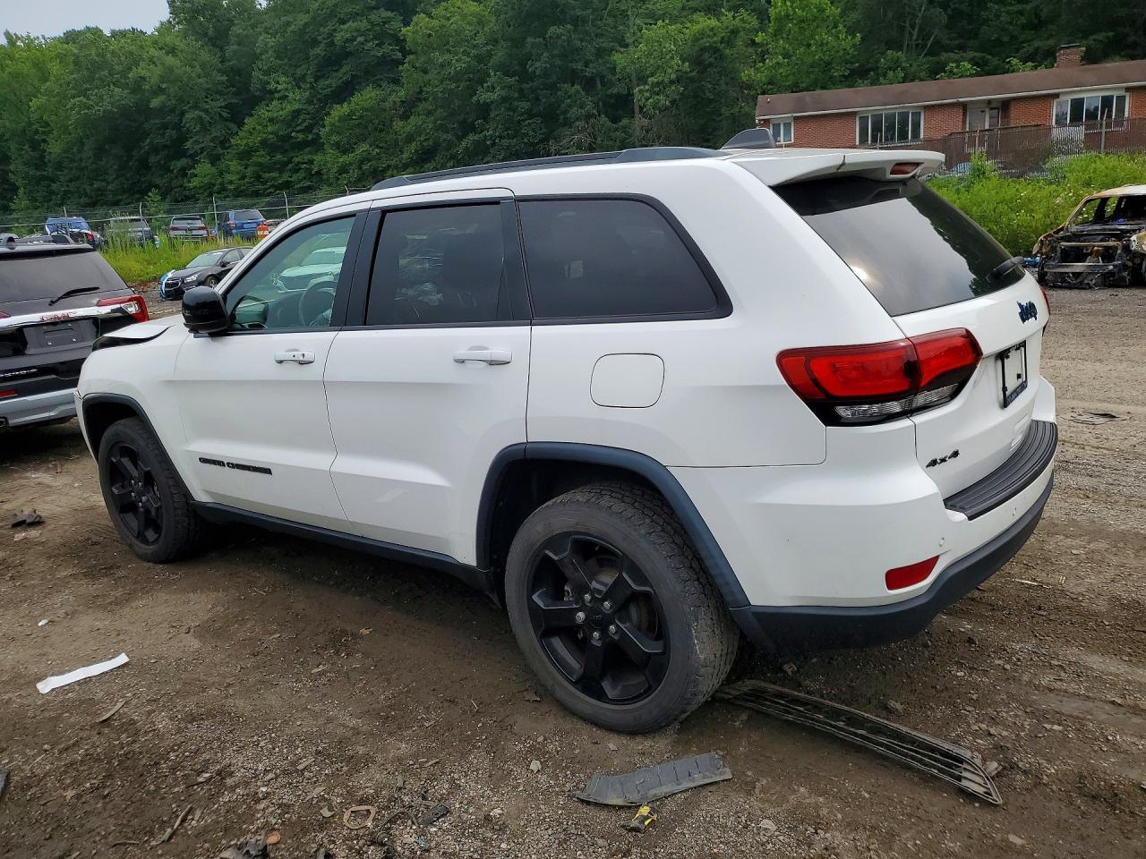 2020 Jeep Grand Cherokee Laredo - Фото 2