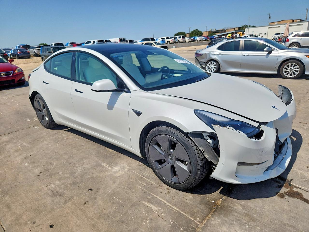 2021 Tesla Model 3 - Фото 4