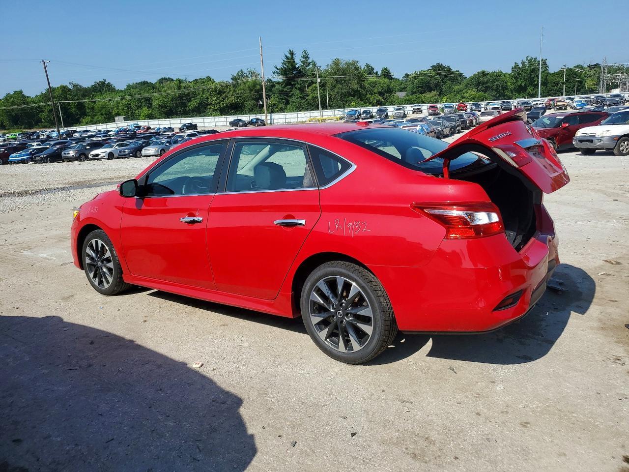 2019 Nissan Sentra Sr - Фото 2