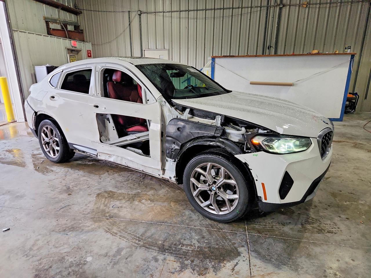 2022 BMW X4 xDrive30I - Image 4