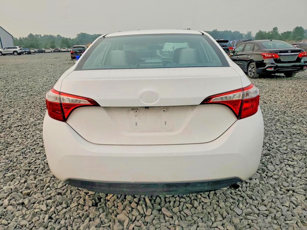 2016 Toyota Corolla Le - Image 6