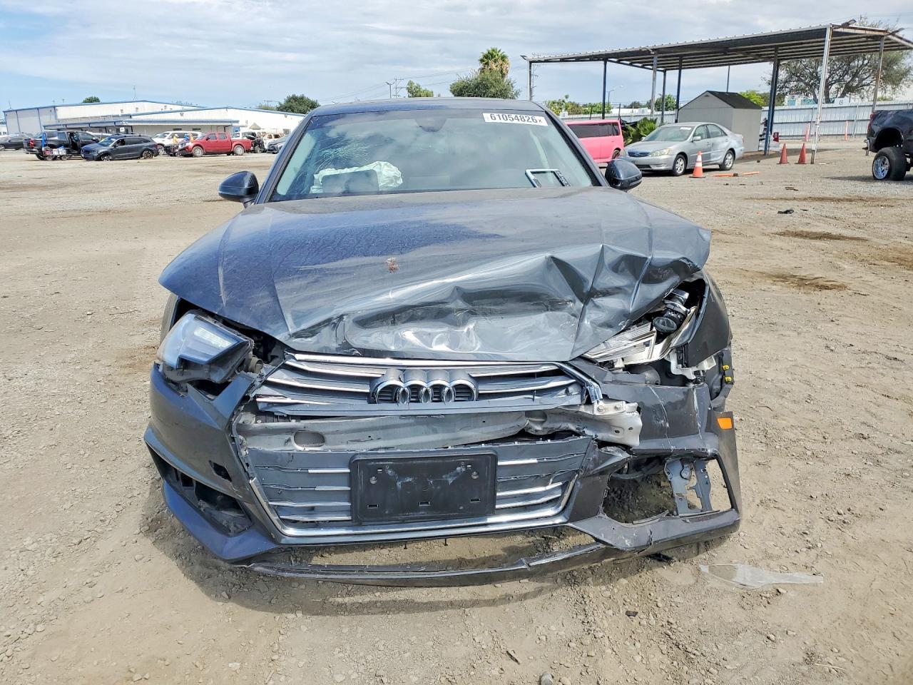 2019 Audi A4 Premium - Фото 5