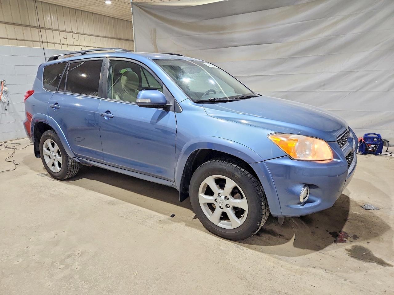 2012 Toyota Rav4 Limited - Image 4