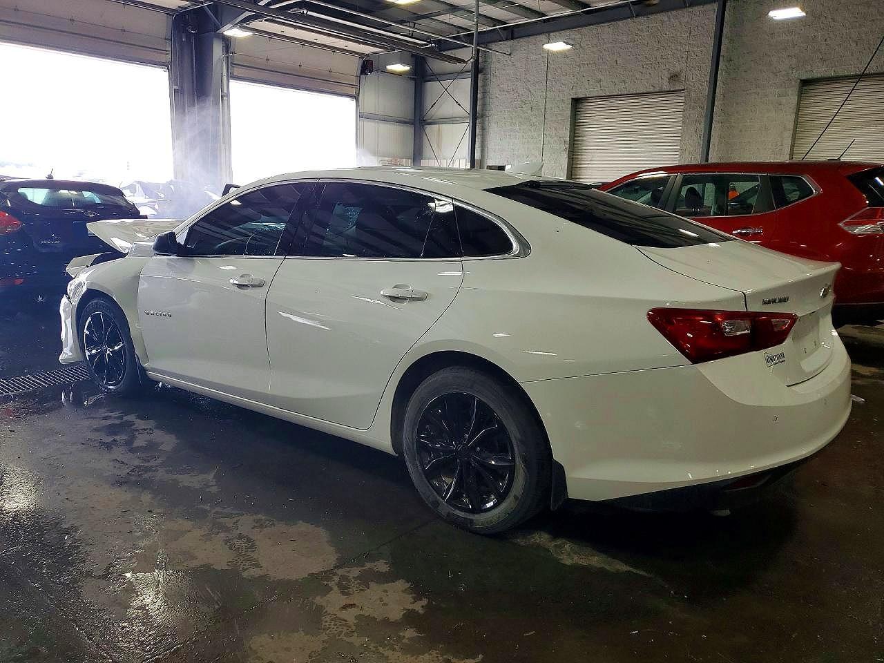 2024 Chevrolet Malibu Lt - Фото 2